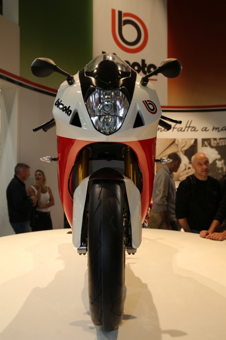 EICMA_2013_Motos_054