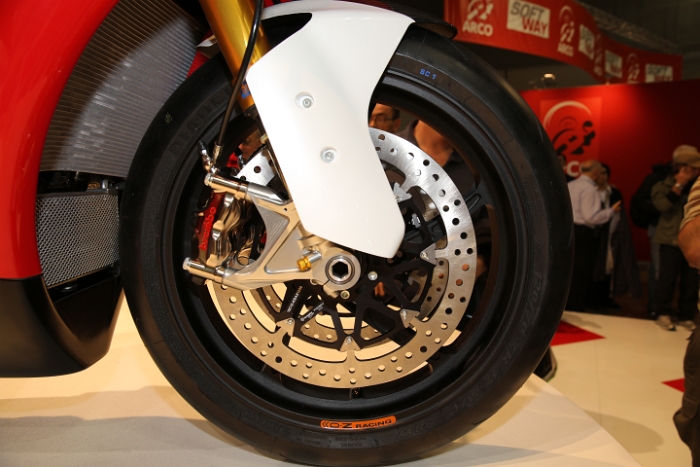 EICMA_2013_Motos_056