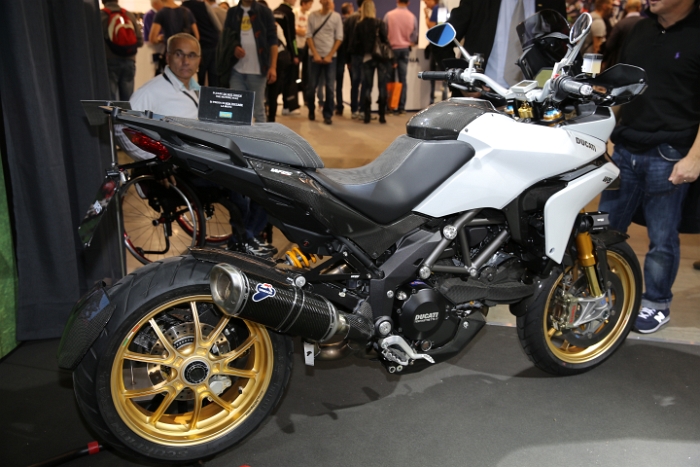 EICMA_2013_Motos_187