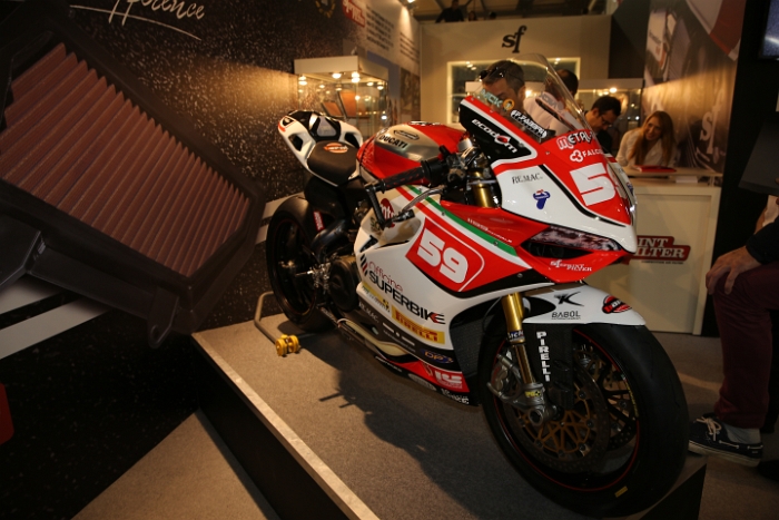 EICMA_2013_Motos_191