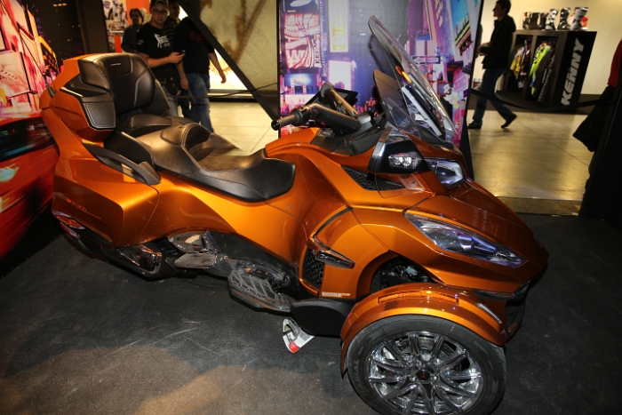 EICMA_2013_Motos_198